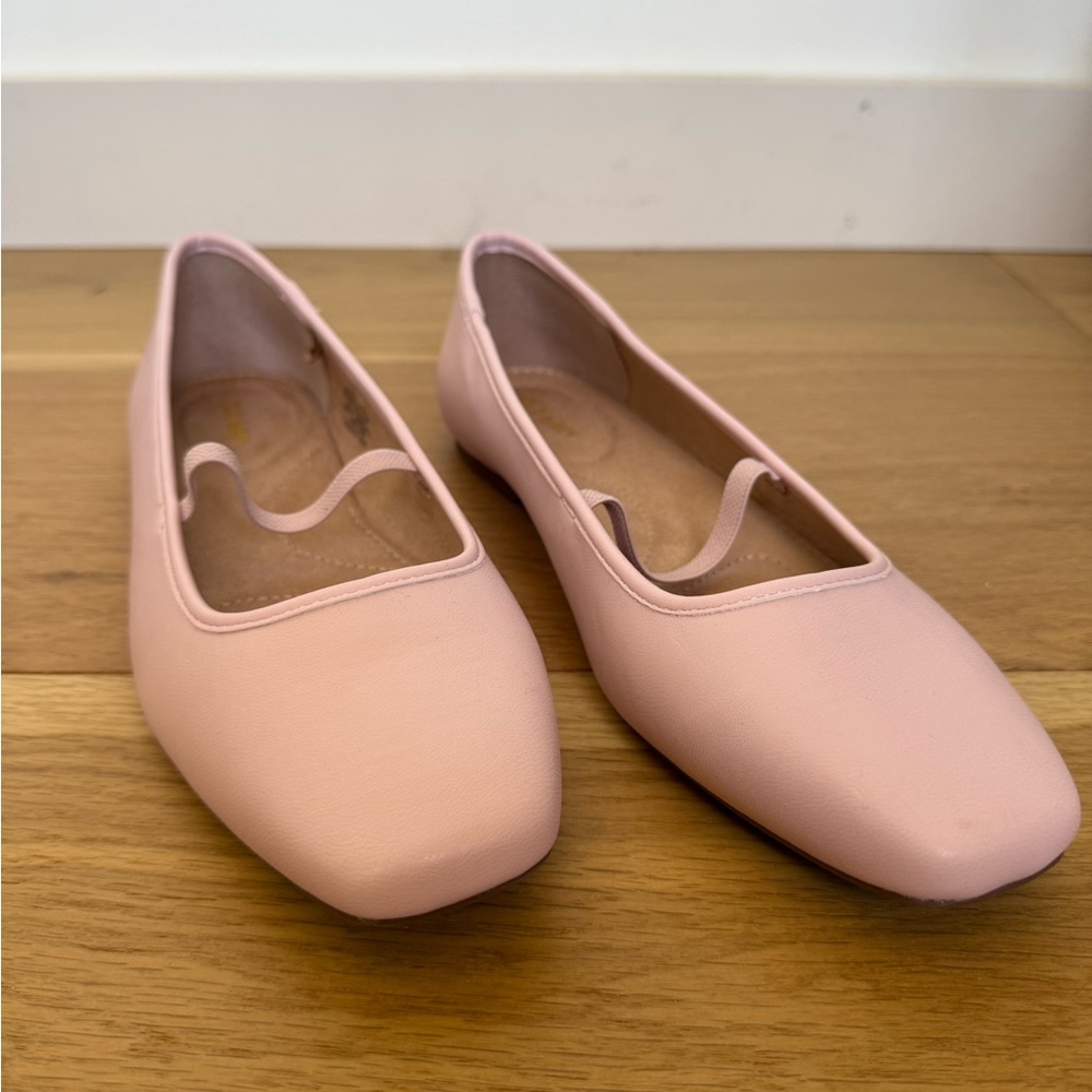 Old Navy Elegant Pink Women's Ballet Flats
